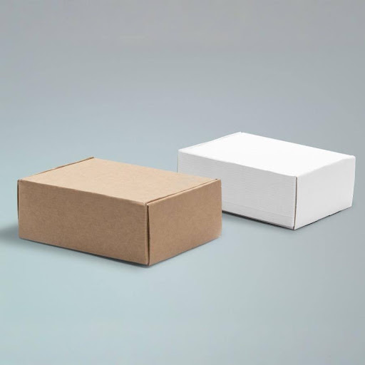 What Is the Difference Between Cardboard and Corrugated Boxes?
